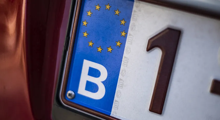 Diefstal van een gepersonaliseerde nummerplaat is niet altijd gedekt